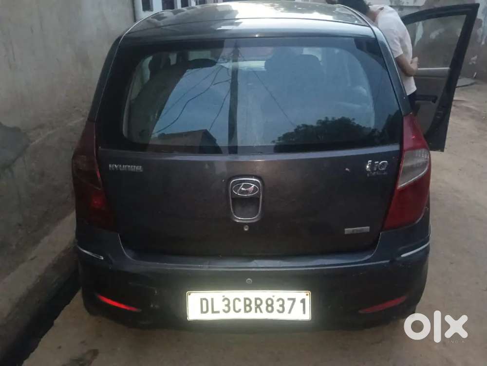 गुड कंडीशन गाड़ी है 1 ₹ का भी खर्चा नहीं है जिसे लेनी है वो मैसेज करें