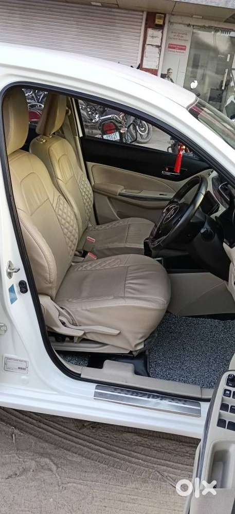 Maruti Suzuki Dzire 1.2 Zxi Plus, 2022, Petrol