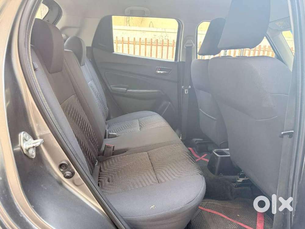 Maruti Suzuki Swift Vxi + Manual, 2022, Petrol