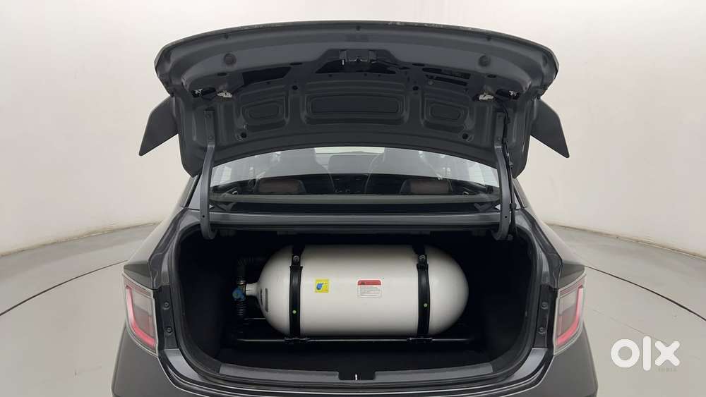 Hyundai Aura 1.2 Sx Cng, 2023, Cng & Hybrids