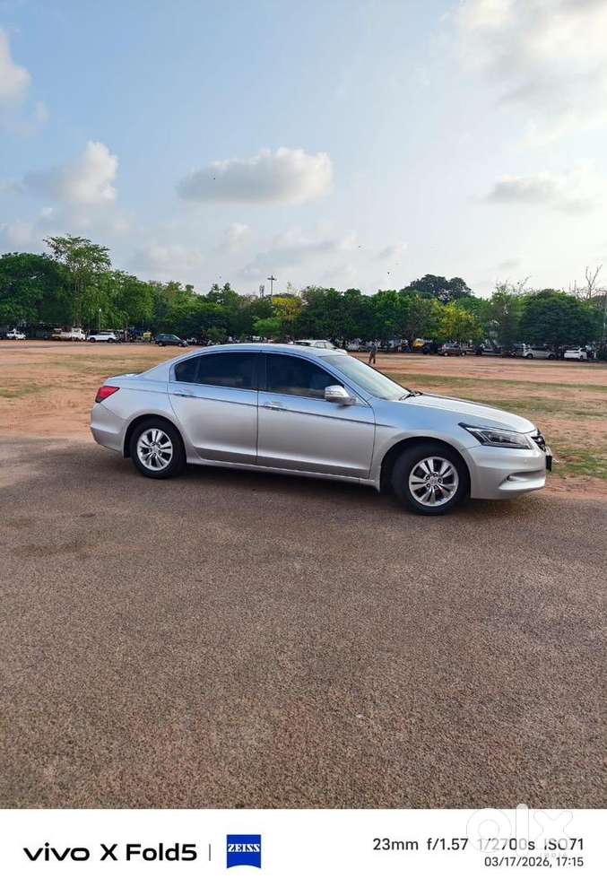 Honda Accord At 2011 Petrol Dealer Maintained