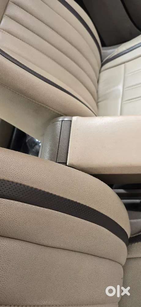 Skoda Rapid Elegance 2013 Car