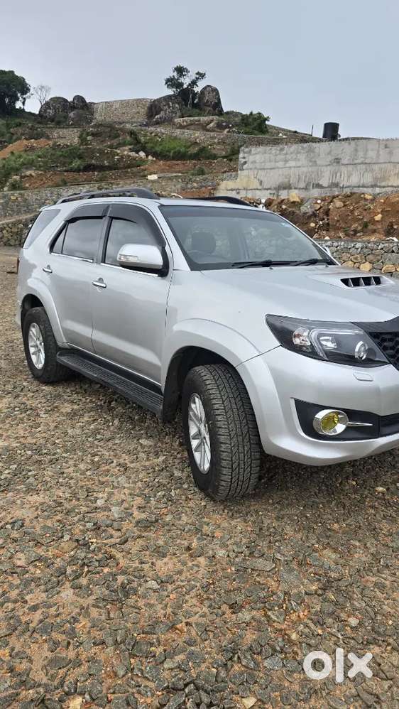 Toyota Fortuner Diesel 2015 Year Re Registered
