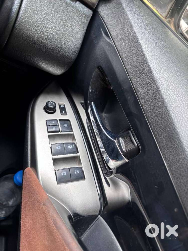 Toyota Innova Crysta 2.8z Automatic, 2019, Diesel