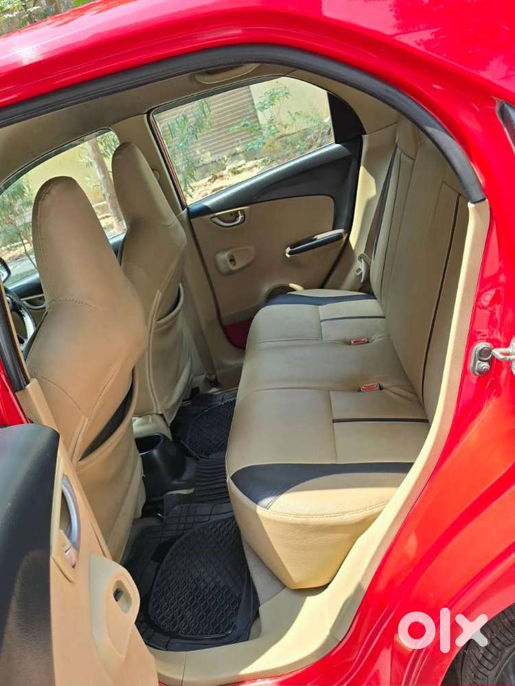 Honda Brio 2011-2013 V Mt, 2012, Petrol