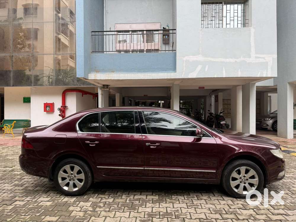 Skoda Superb Elegance Tdi 2.0 At, 2013, Diesel