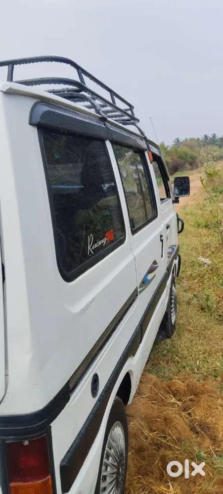 Maruti Suzuki Omni 2011