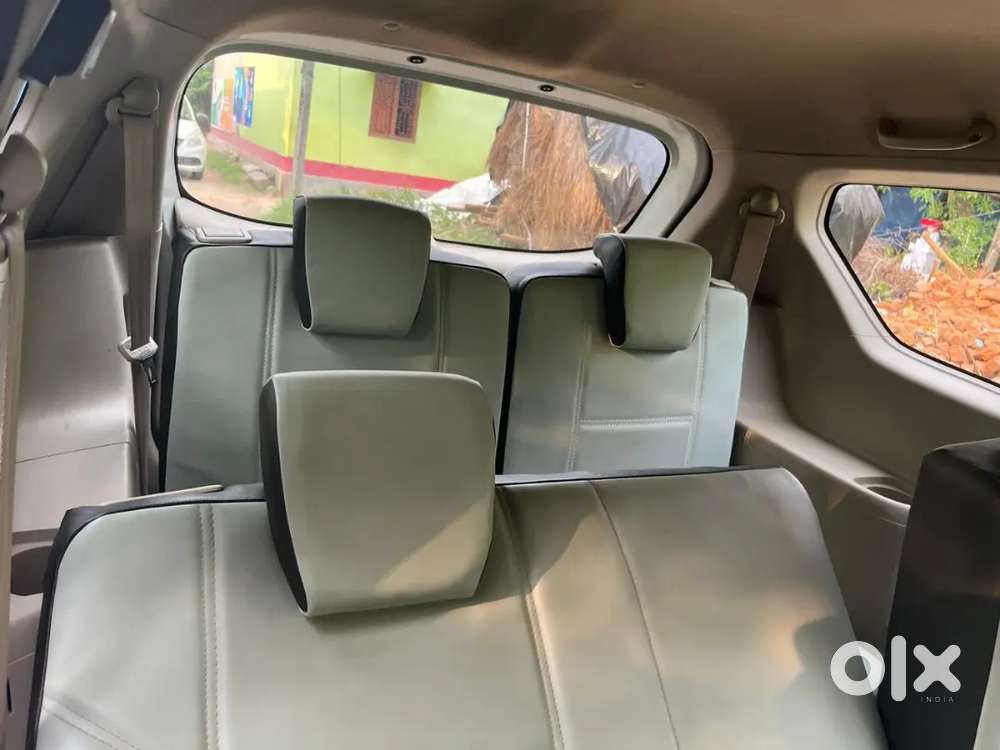 Maruti Suzuki Ertiga 2024 Petrol 890000 Km Driven