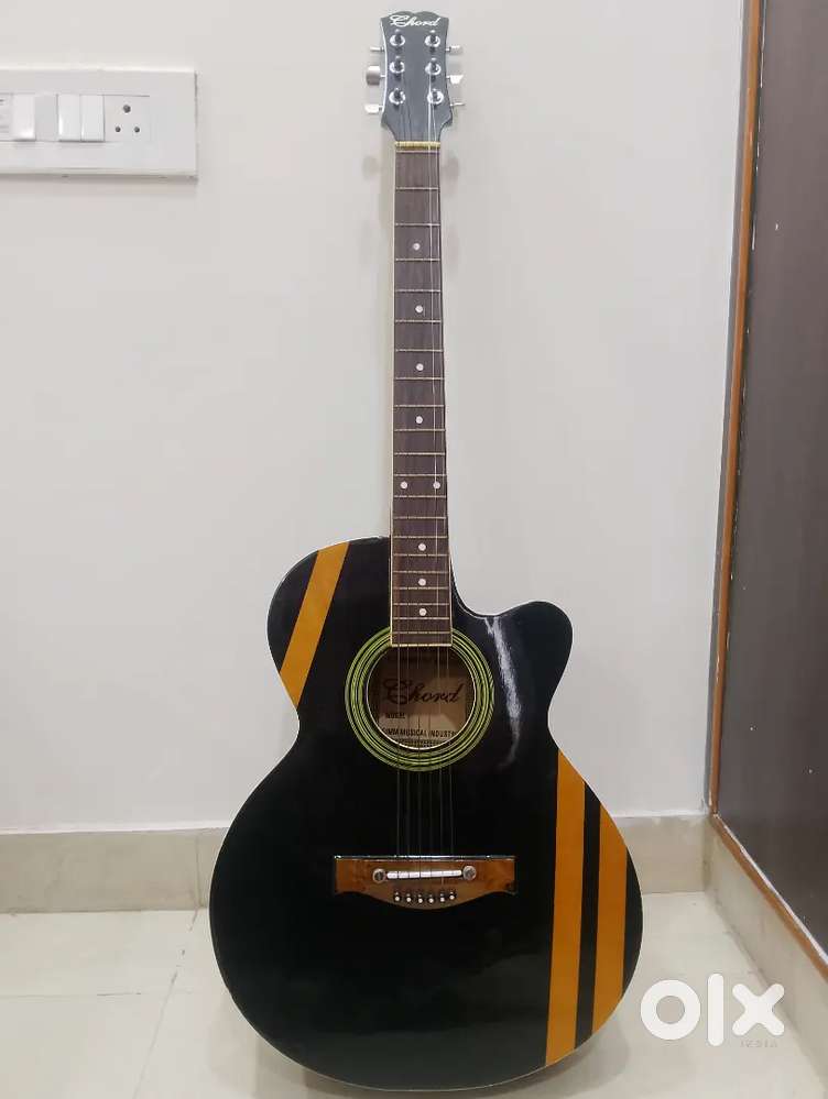 Guitar of chord brand