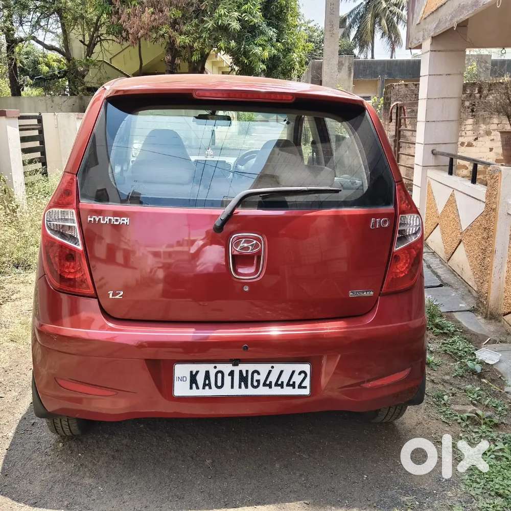 Hyundai I10 Sportz 2012 Petrol