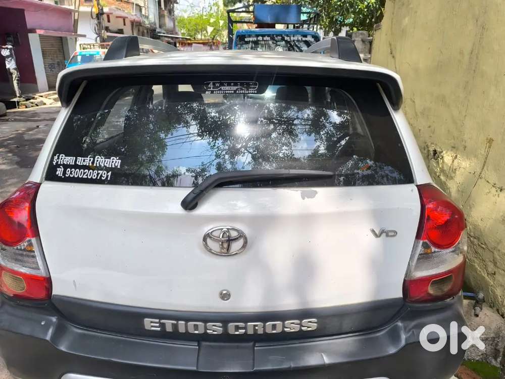 Charon Tyre New Hai Battery New Hai Gadi Mein Koi Bhi Kharcha Nahin