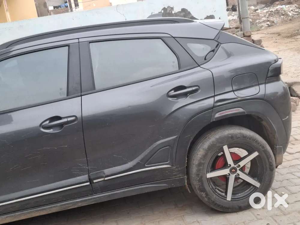 Maruti Suzuki Fronx Delta 2024