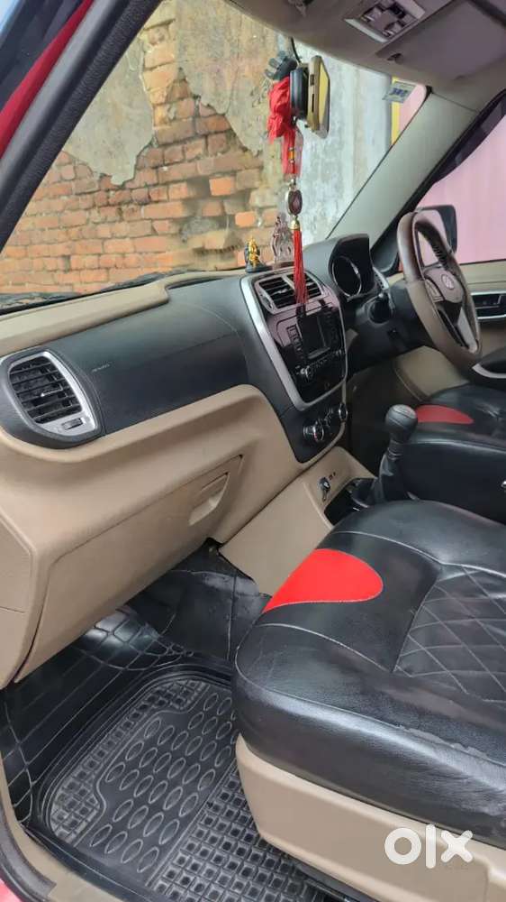 Mahindra Tuv 300 2016 Diesel Well Maintained