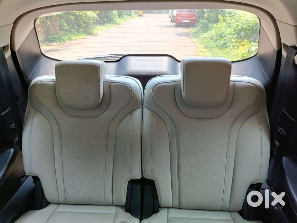 Mahindra Xuv700 2.2 Ax 7 Diesel Mt Str, 2023
