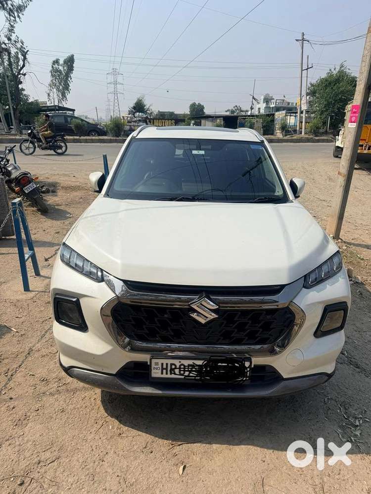 Maruti Suzuki Grand Vitara 2023 Petrol Well Maintained