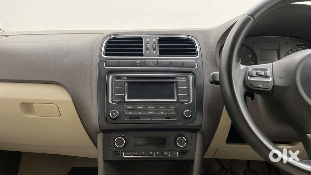 Volkswagen Vento 2010-2013 Petrol Highline, 2013, Petrol