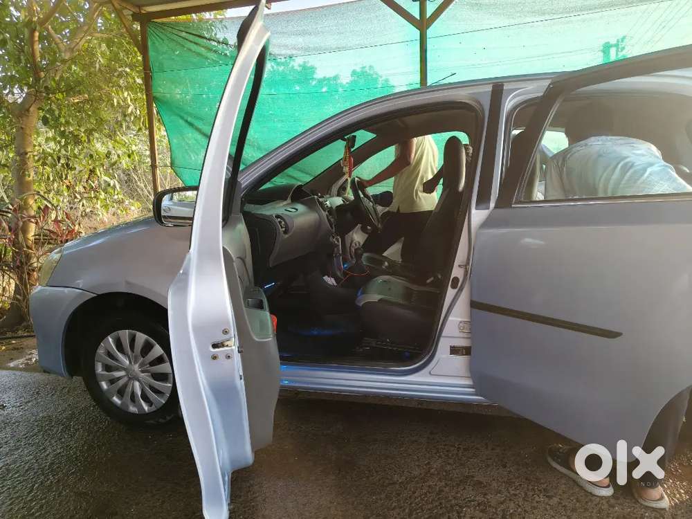 Toyota Etios Liva 2012