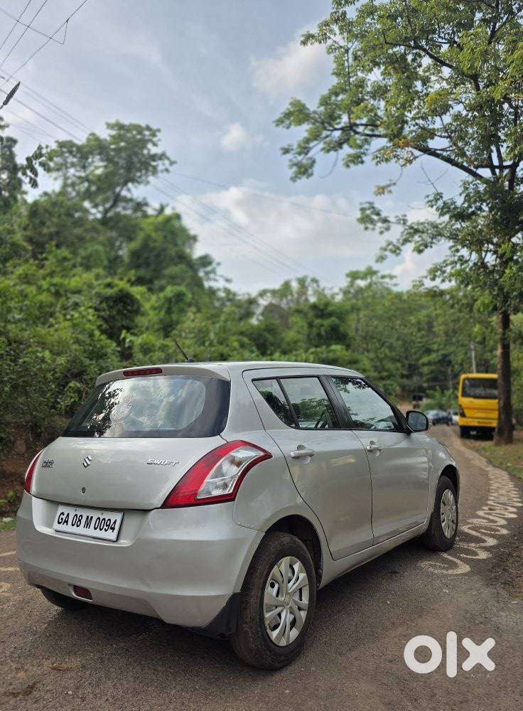 Maruti Suzuki Swift Vxi + Manual, 2017, Petrol