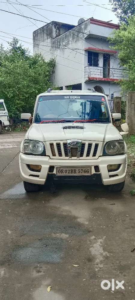 Mahindra Scorpio 2011 डीज़ल