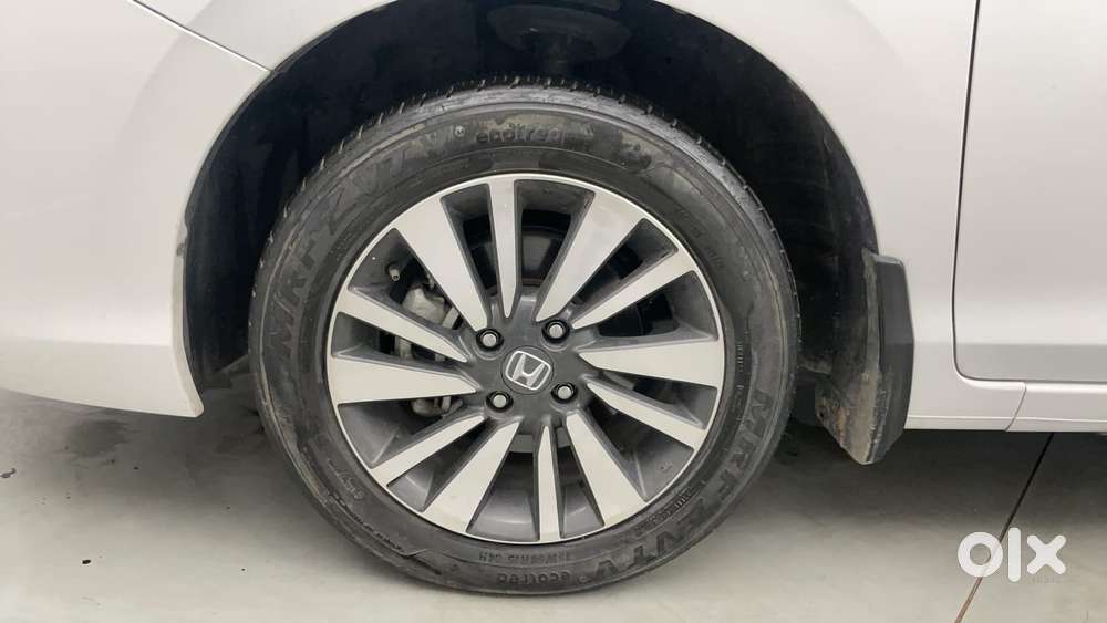 Honda City 1.5 V Mt, 2023, Petrol