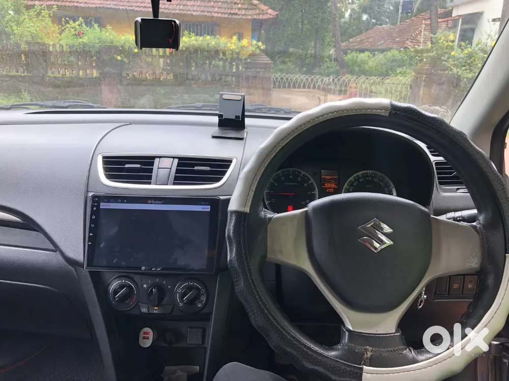 Maruti Suzuki Swift Vxi 2017