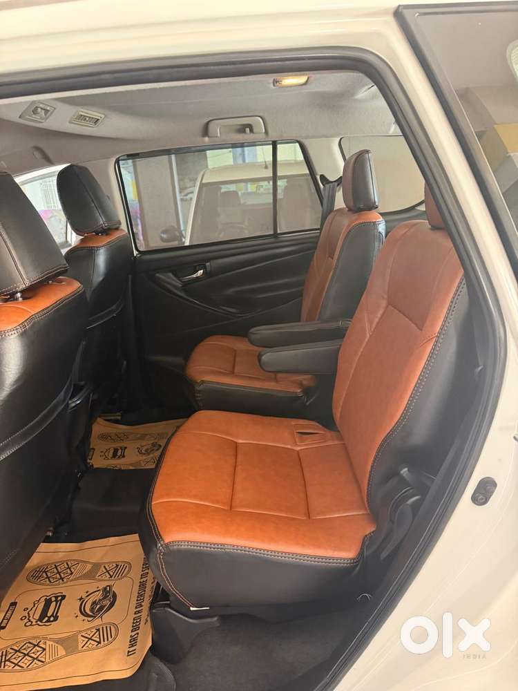 Toyota Innova Crysta 2.4 G Mt 7 Str, 2020, Diesel