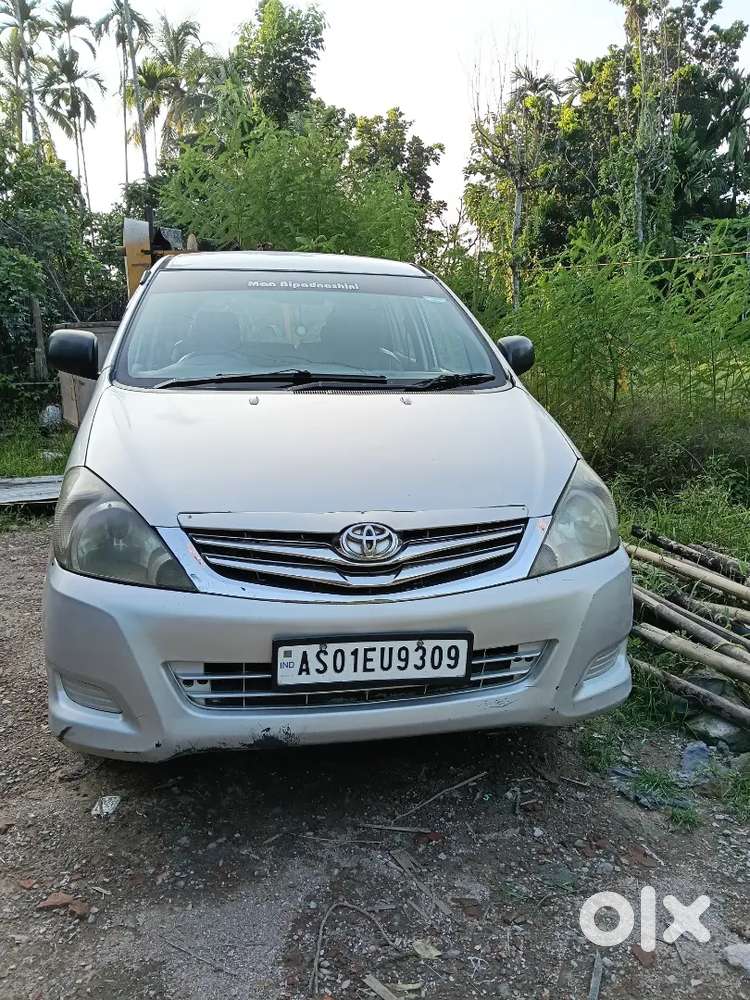 Toyota Innova Diesel 2.5 2011 Last.
