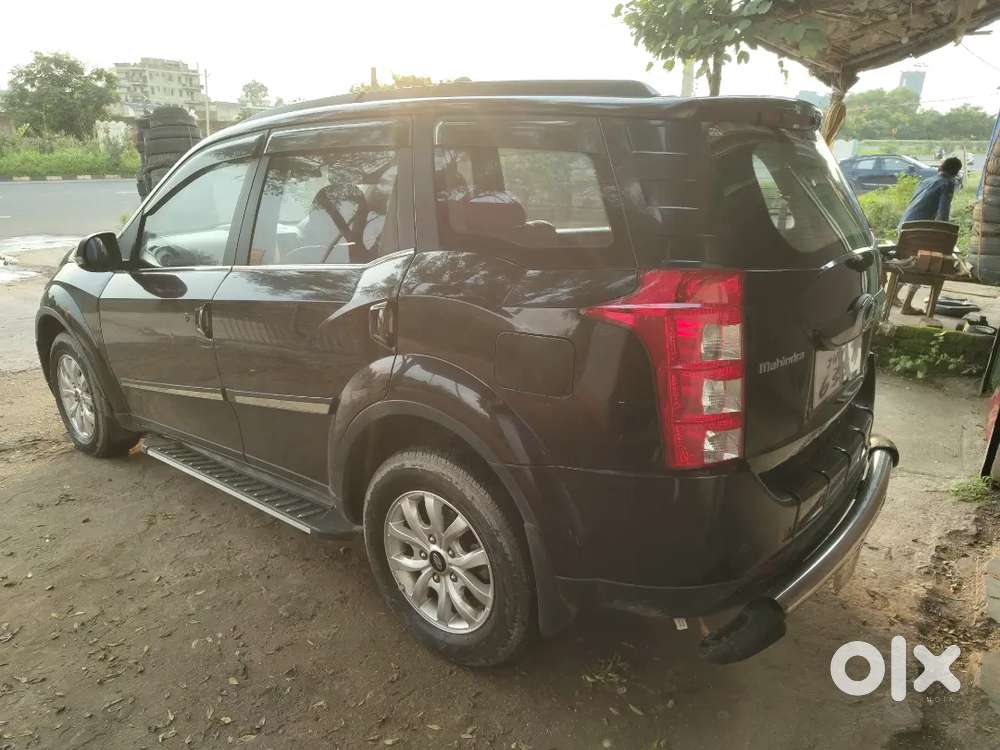 Mahindra Xuv500 W10 Original Running With History Available Sunroof