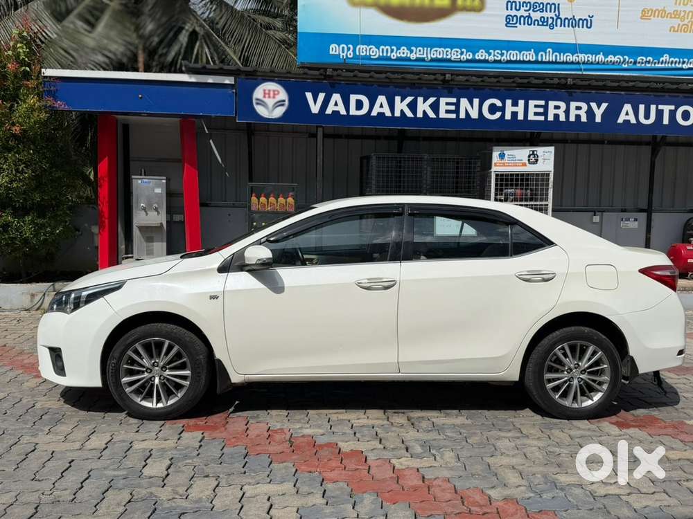 Toyota Corolla Altis 2014