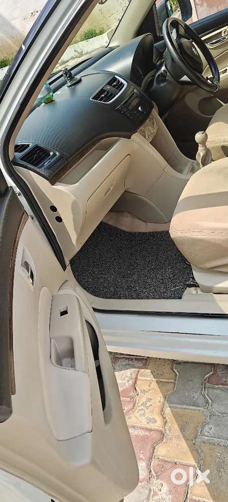 Maruti Suzuki Dzire 2015 Cng & Hybrids 80000 Km Driven