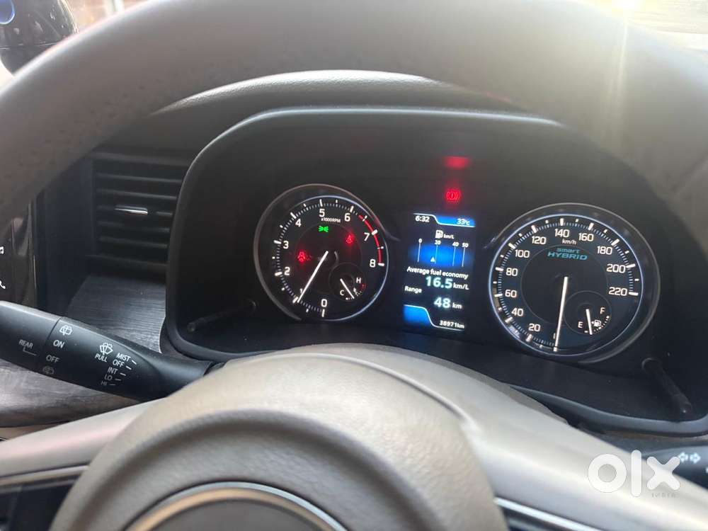 Maruti Suzuki Ertiga Shvs Zdi Plus, 2022, Petrol