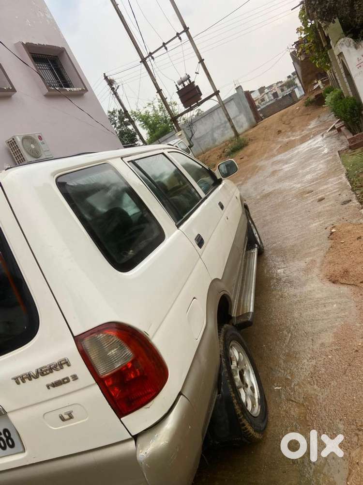 Chevrolet Tavera 2014 Diesel 195000 Km Driven