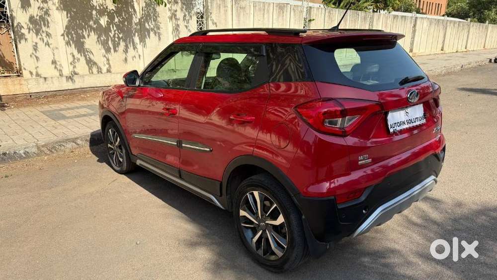 Mahindra Xuv300 W8 (o) 1.5 Diesel Amt, 2023, Diesel