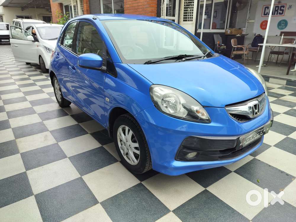 Honda Brio V Mt, 2012, Cng & Hybrids