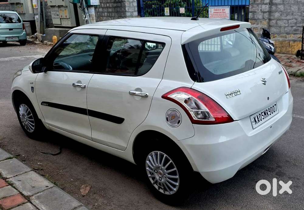 Maruti Suzuki Swift 1.2 VXI (O), 2015, Petrol