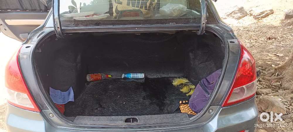 Maruti Suzuki Swift Dzire 2010 Diesel 102000 Km Driven