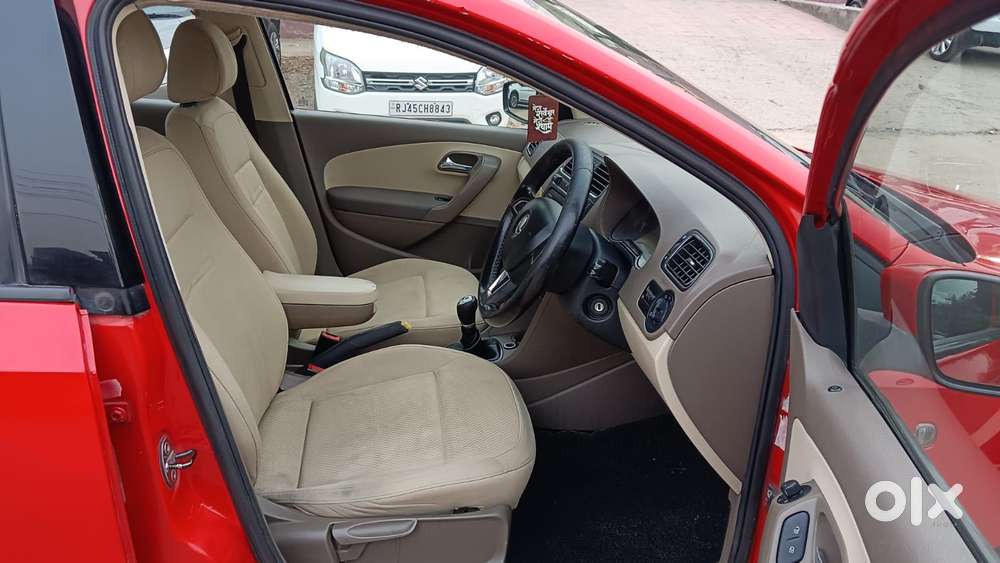 Skoda Rapid 1.5 Tdi Ambition Plus, 2015, Diesel