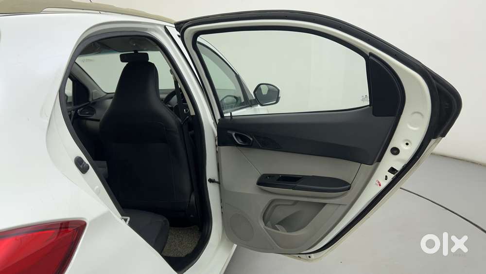 Tata Tiago 1.2 Revotron Xt, 2019, Petrol