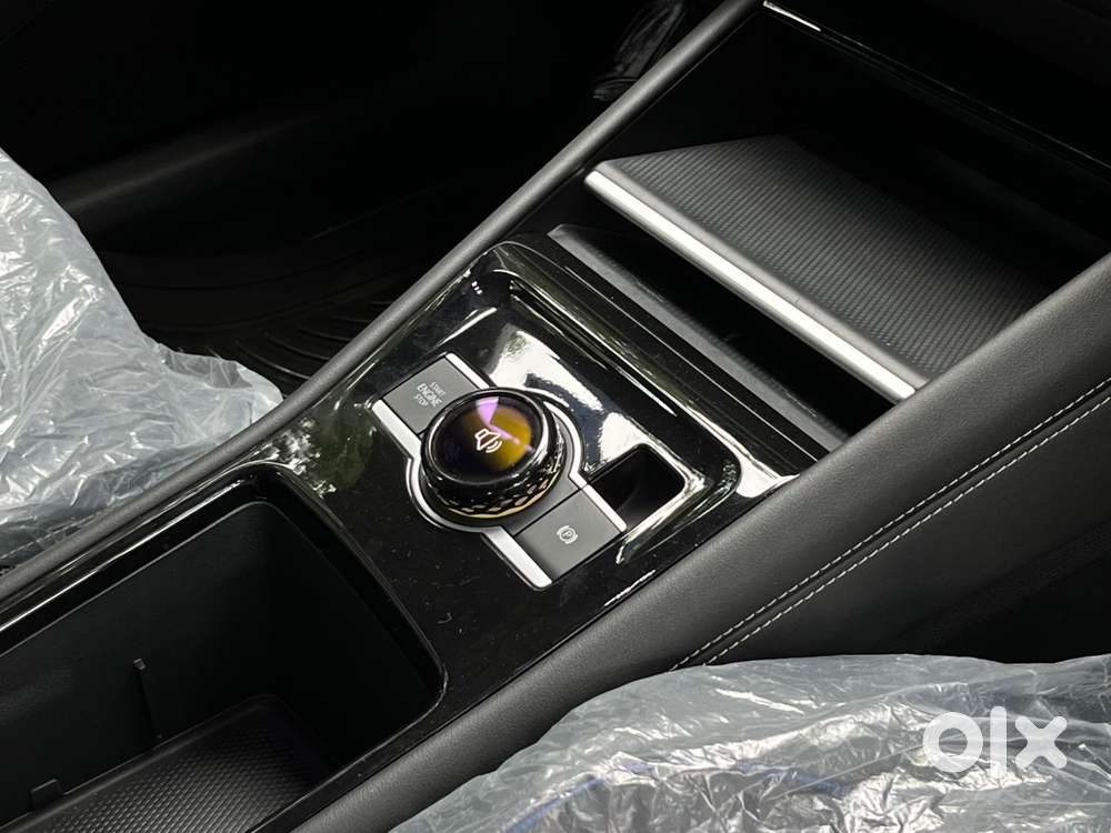 Volkswagen Tiguan R-line 320nm, 2026, Petrol