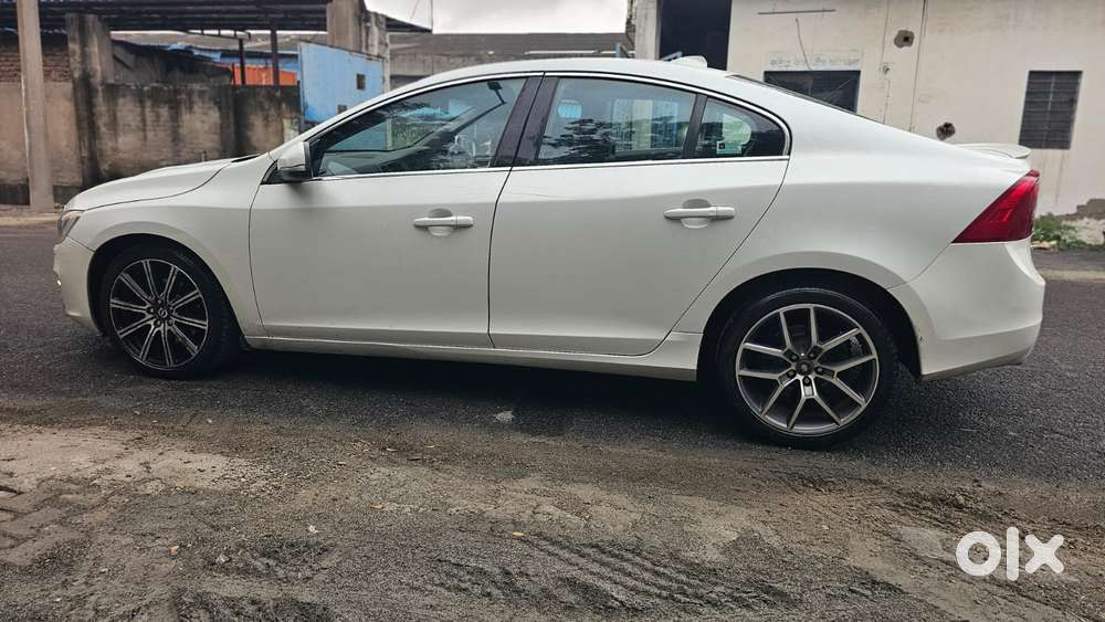 Volvo S60 D5 Kinetic, 2015, Diesel