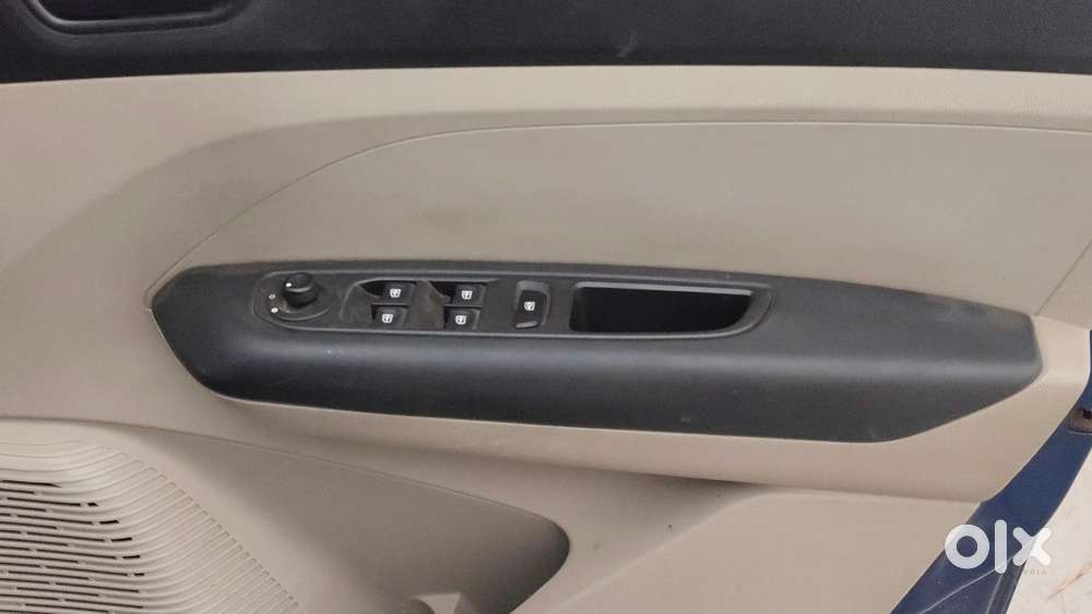 Renault Triber Rxt, 2020, Petrol