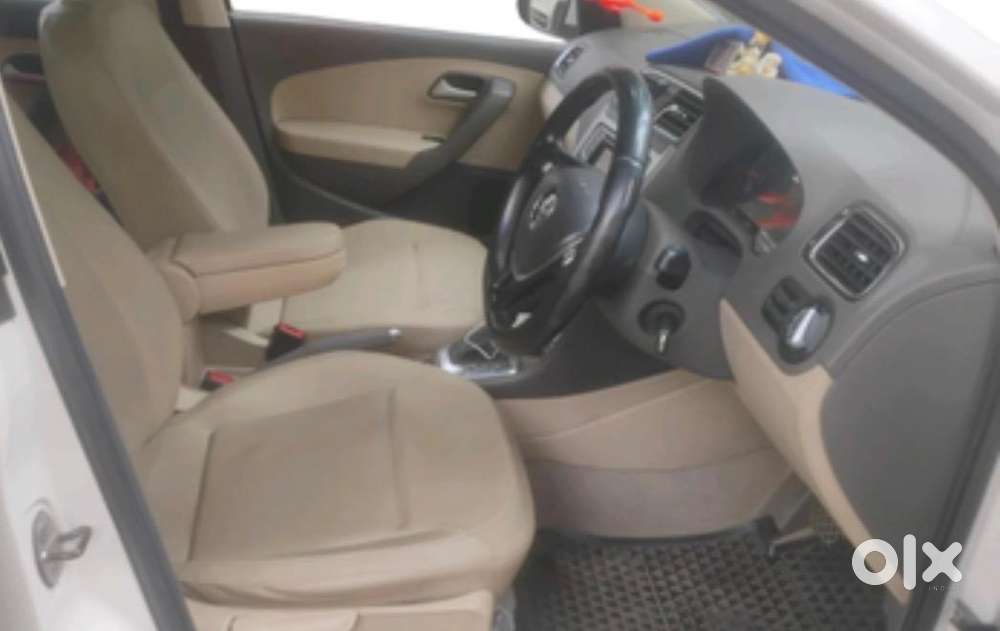 Volkswagen Automatic 2016 Car