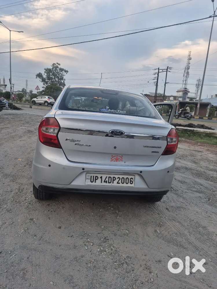 Ford Aspire Titanium Blu 2018