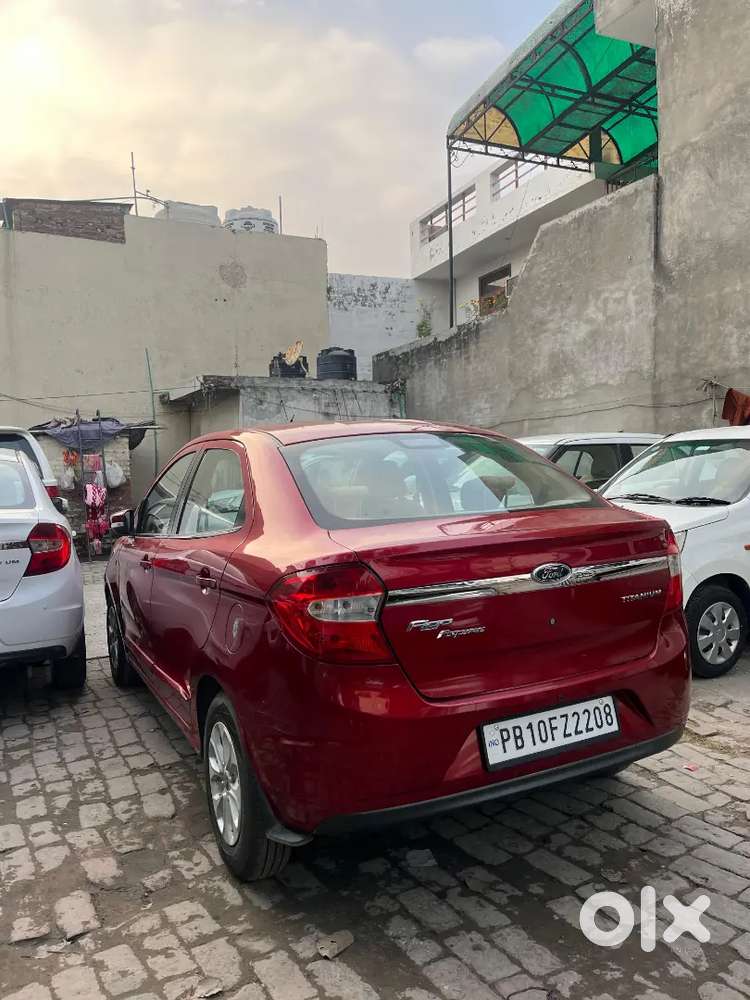 Less Driven Car, Top Model Titanium+