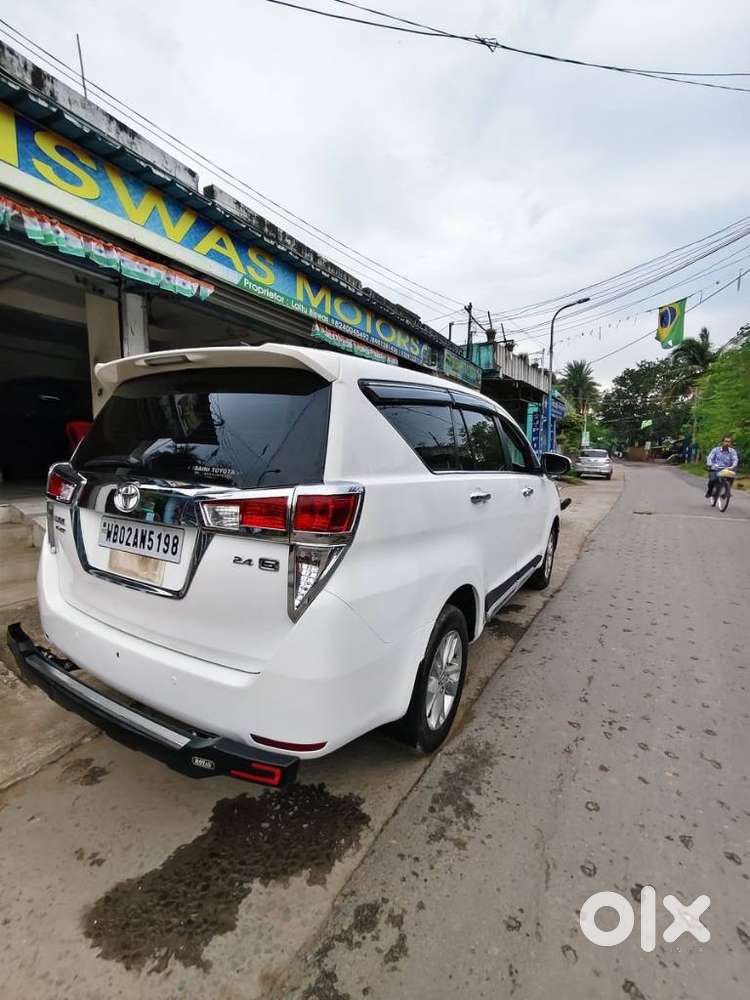 Toyota Innova Crysta 2.4 Gx Mt 8s, 2018, Diesel