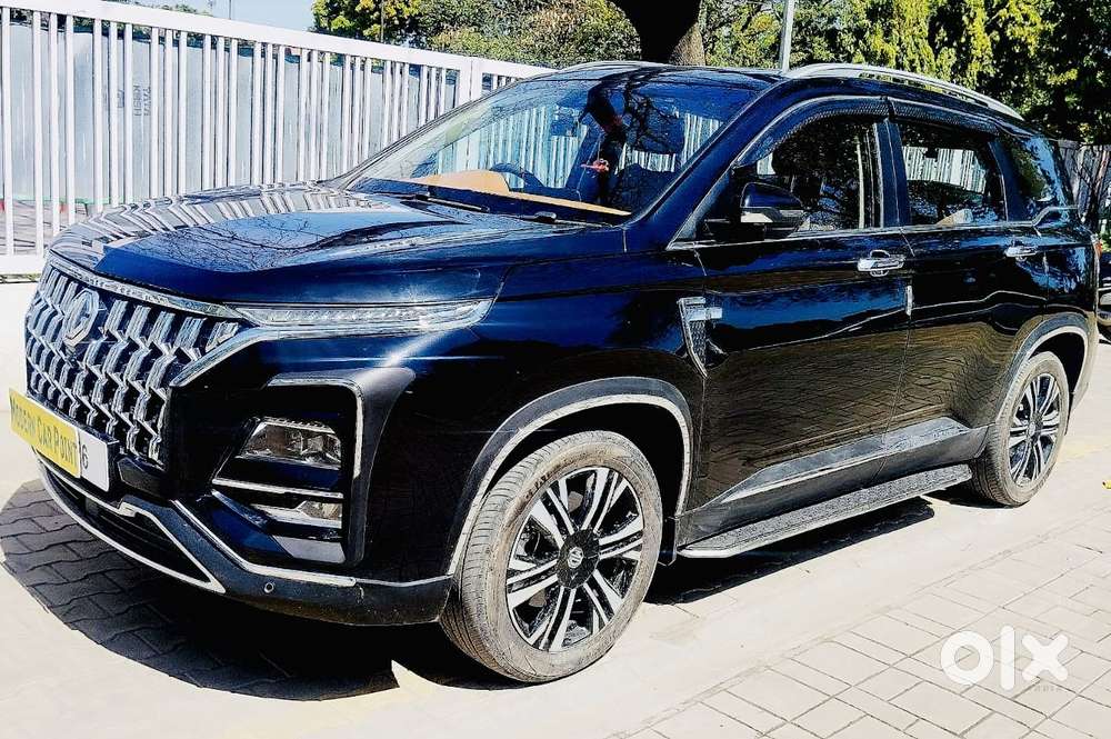 Mg Hector Plus Savvy Pro 1.5 Turbo Petrol Cvt 6 Str, 2025, Petrol