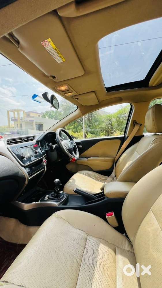 Top Model Push Button Sun Roof Well Maintain
