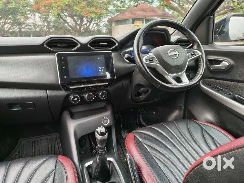 Nissan Magnite 1.0 Xv Premium, 2021, Petrol