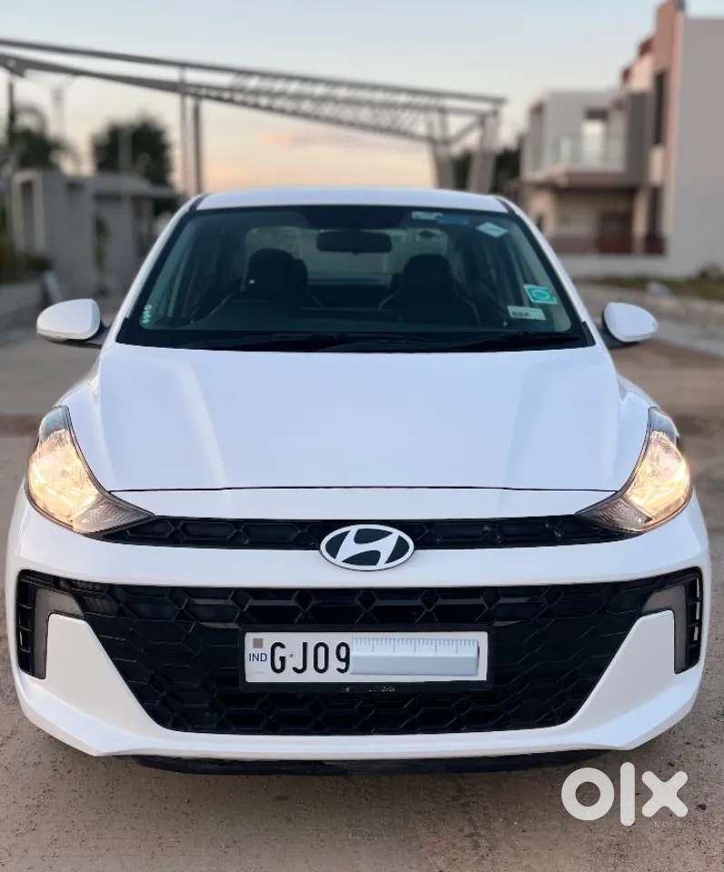 Hyundai Aura 1.2 Sx Cng, 2025, Cng & Hybrids