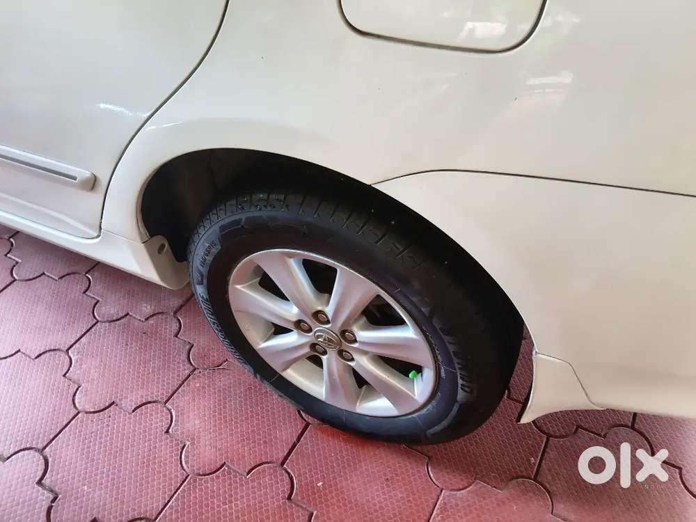Toyota Corolla Altis 1.8g 2010